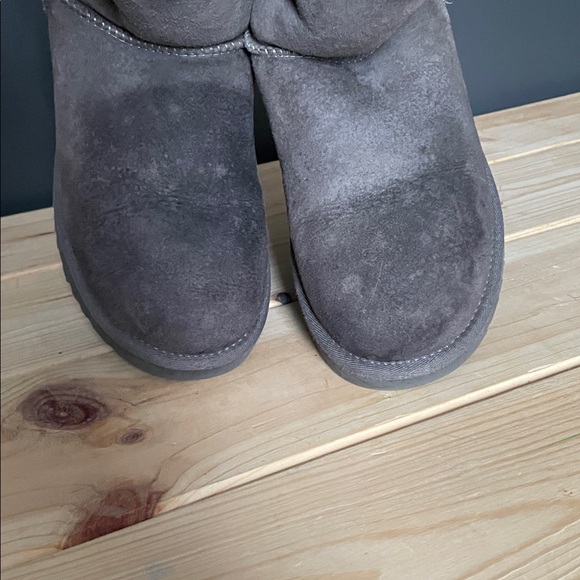 Ugg Boots Charcoal Grey Tall Women's 8 ! - Picture 3 of 6